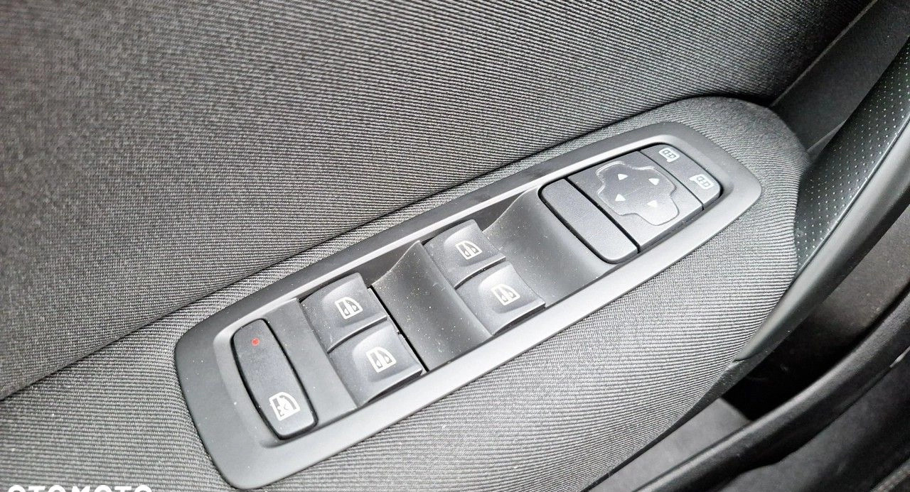 Renault Megane cena 53900 przebieg: 66525, rok produkcji 2019 z Brzesko małe 352